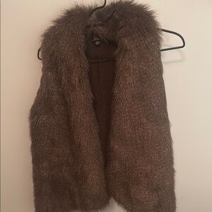 Fur vest